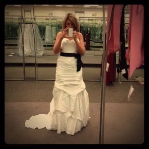 David’s Bridal Satin white Ballroom wedding dress